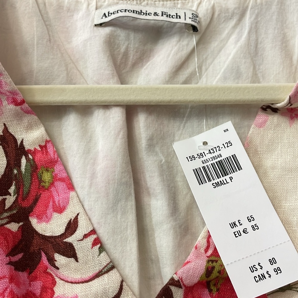 Abercrombie & Fitch, short sleeve floral dress, small petite - Picture 4 of 5